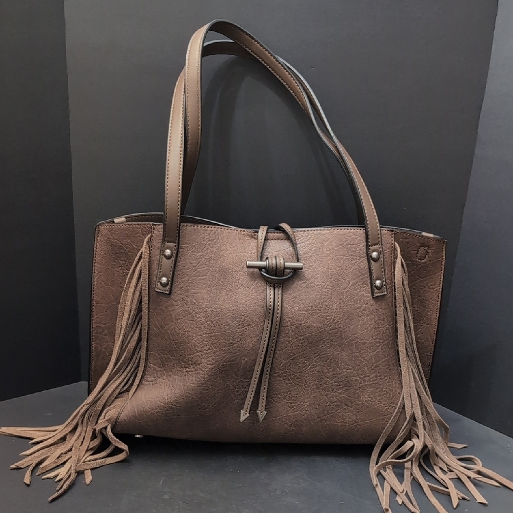 Simply Noelle Brown Fringe Toggle Tote Bag.